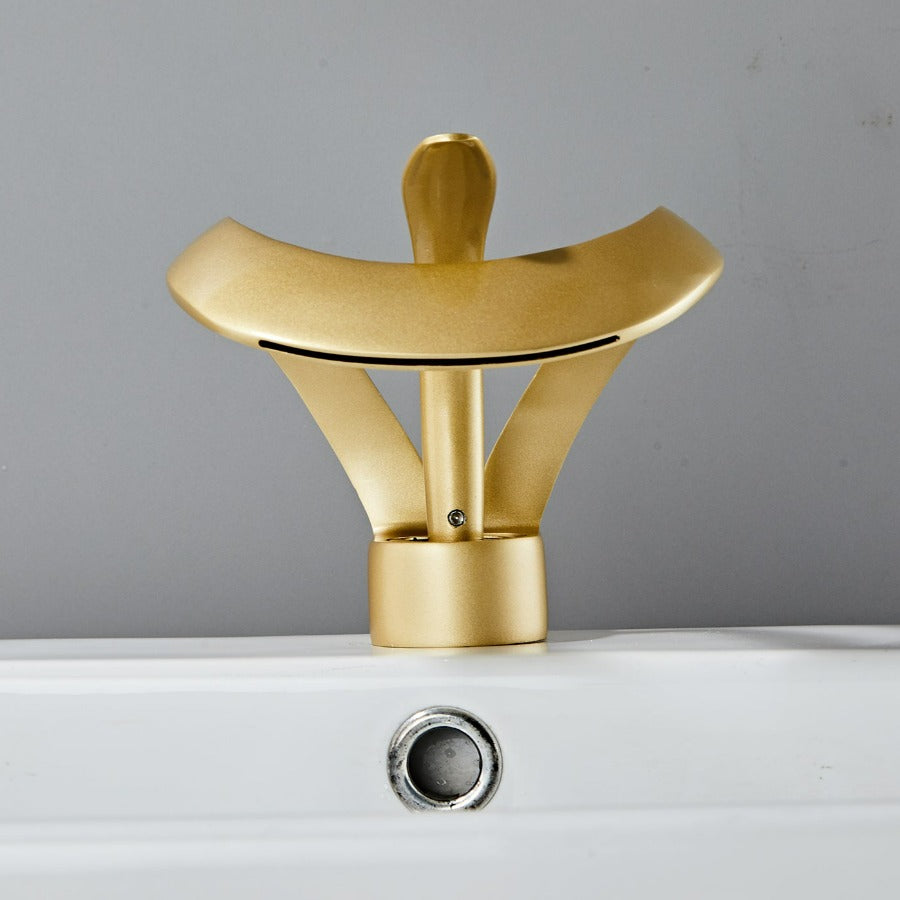 Torneira de Casa de Banho Moderna – Design Curvo e Elegante