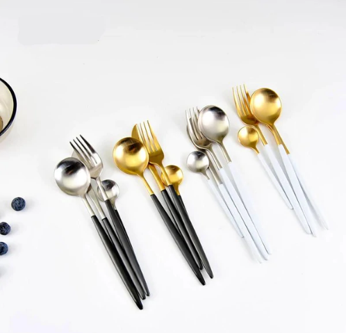 Conjunto de Talheres 24 Peças – Acabamento Chic Para Mesa Refinada