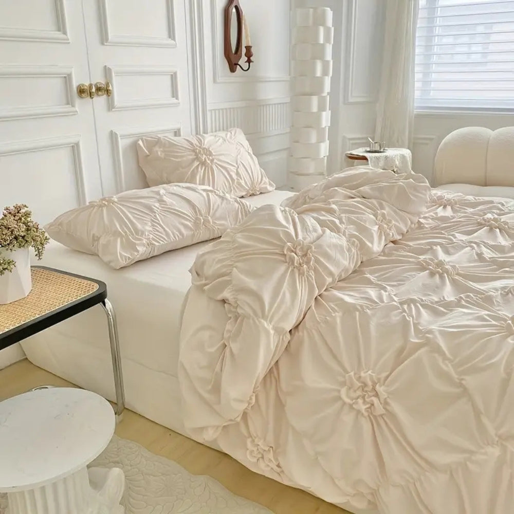 Conjunto de Cama Floral com Detalhes em Renda
