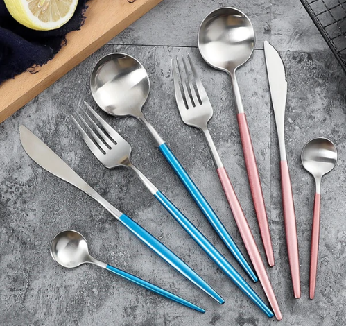 Conjunto de Talheres 24 Peças – Acabamento Chic Para Mesa Refinada