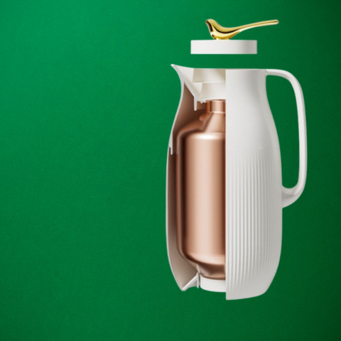 Carafe Thermique Moderne — Style Raffiné Et Fonction Pratique