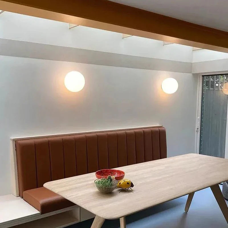 Applique da Parete Rotonda – Luce Pura e Moderna