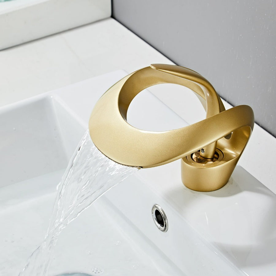 Torneira de Casa de Banho Moderna – Design Curvo e Elegante