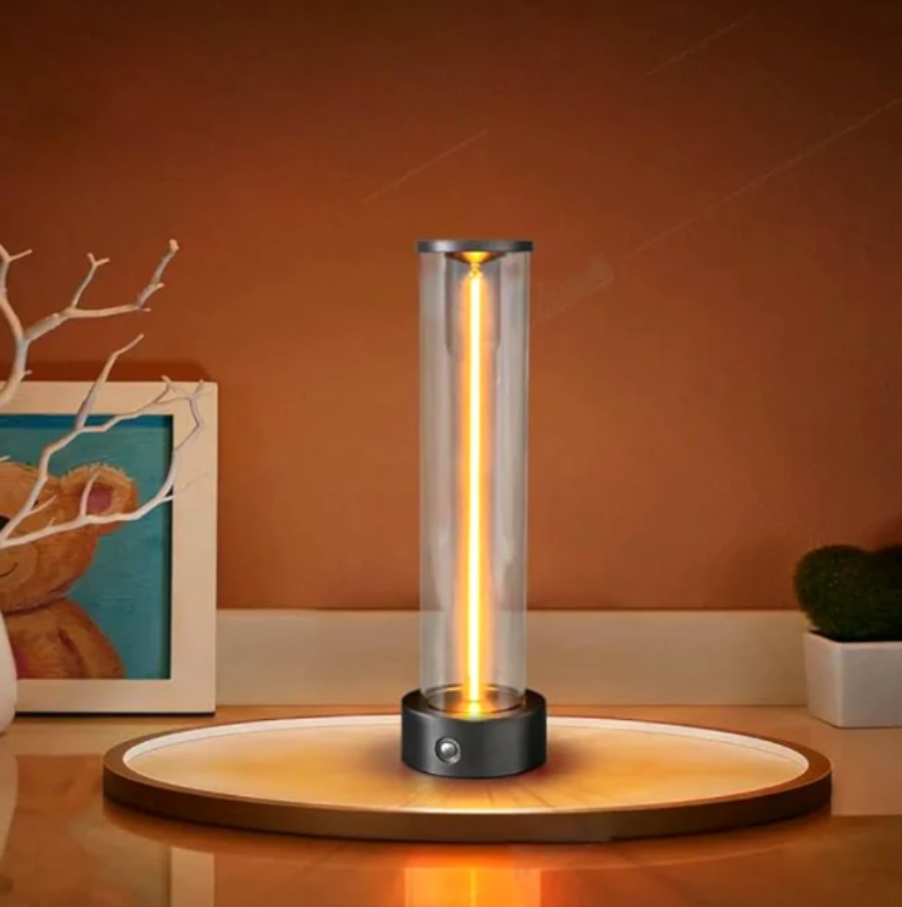 مصباح طاولة LED - إضاءة حديثة وأنيقة 
