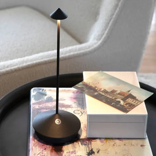 Tischlampe LED – Kabellos und wiederaufladbar 
