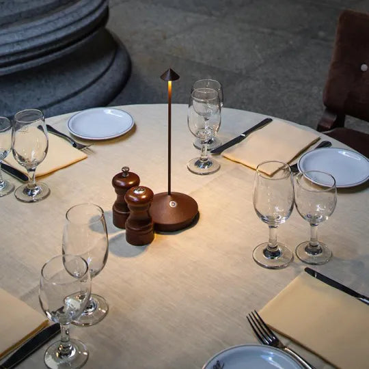Tischlampe LED – Kabellos und wiederaufladbar 