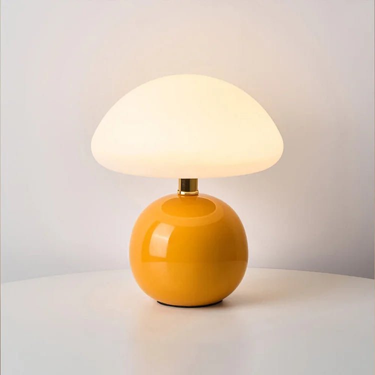 Bordslampa i form av svamp – elegans och originalitet 