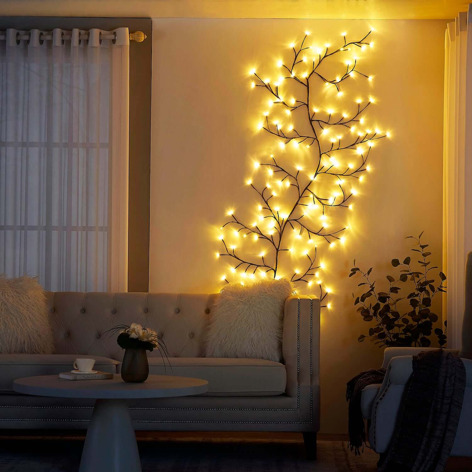 Grinalda de Parede em Forma de Ramo — Iluminação Quente e Natural 