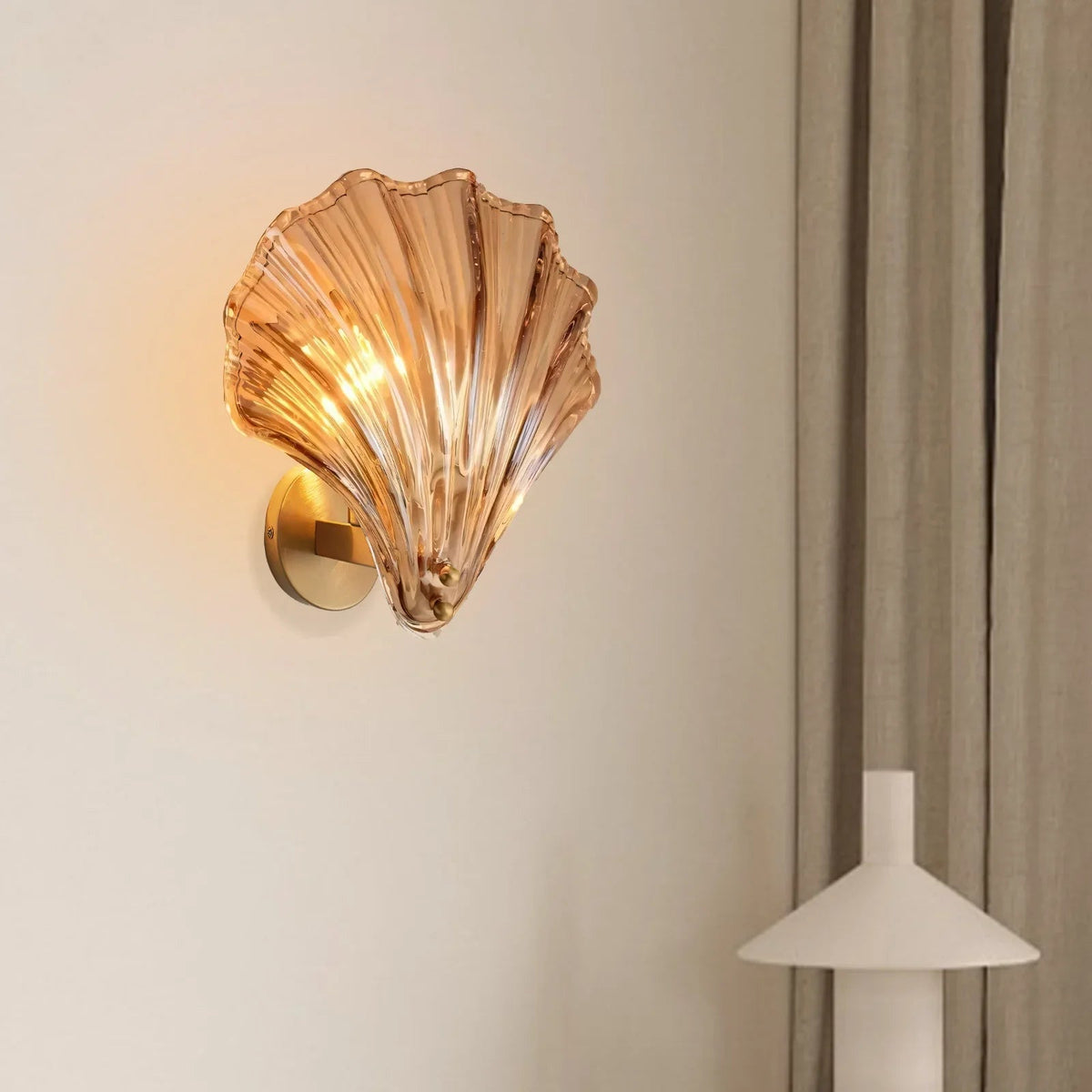Vägglampa Snäcka – Elegant Och Marin Belysning 