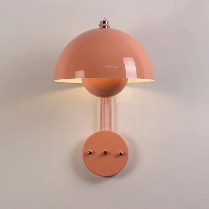 Osvětlená nástěnná lampa - elegantní osvětlení a hřejivá atmosféra