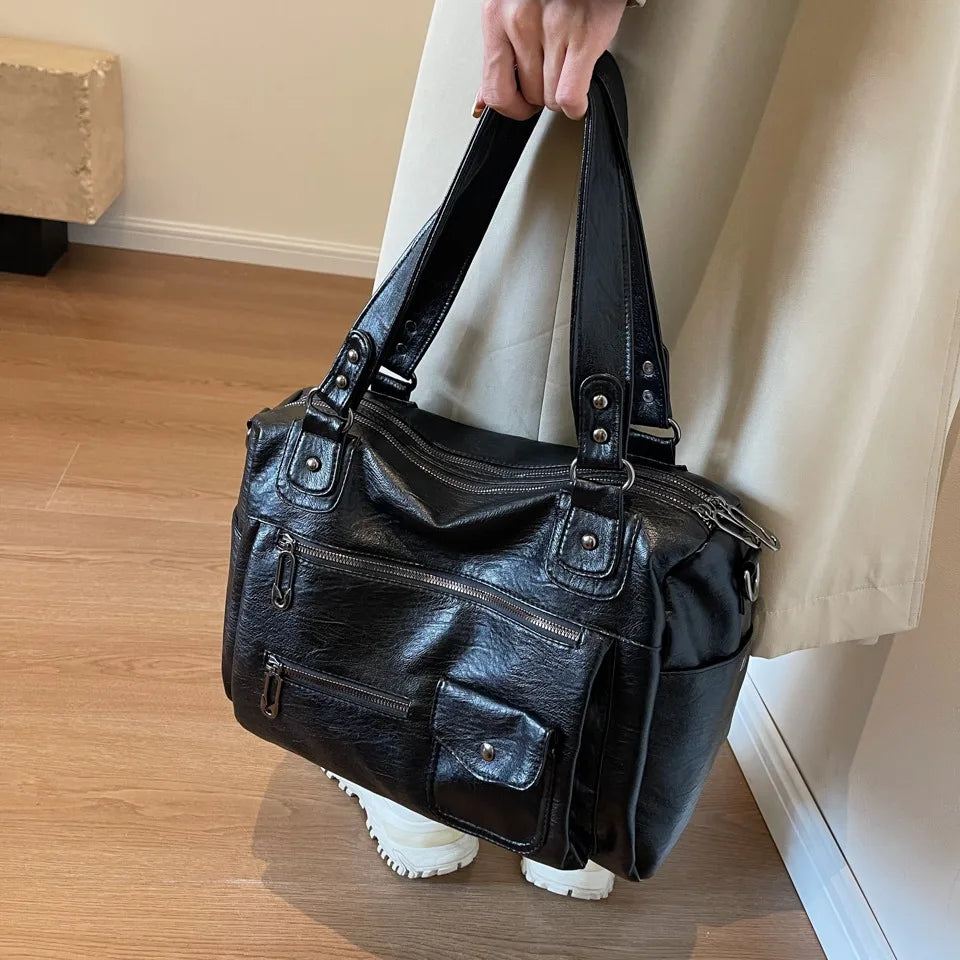 Belmonde | Grande Bolsa de Estudo em Bandoleira – Praticidade e Elegância Diária 