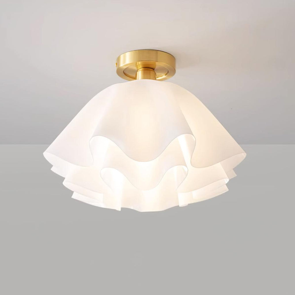 Modern Elegant Taklampa – Raffinerad Belysning Och Varm Atmosfär 