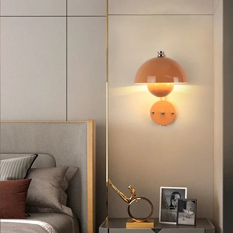 Osvětlená nástěnná lampa - elegantní osvětlení a hřejivá atmosféra