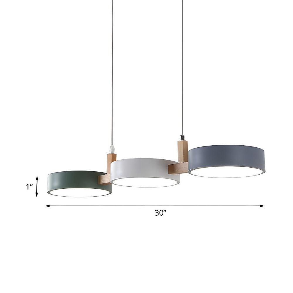 Modern Hängande Belysning i Metall – Elegant Design och Trendig Belysning 