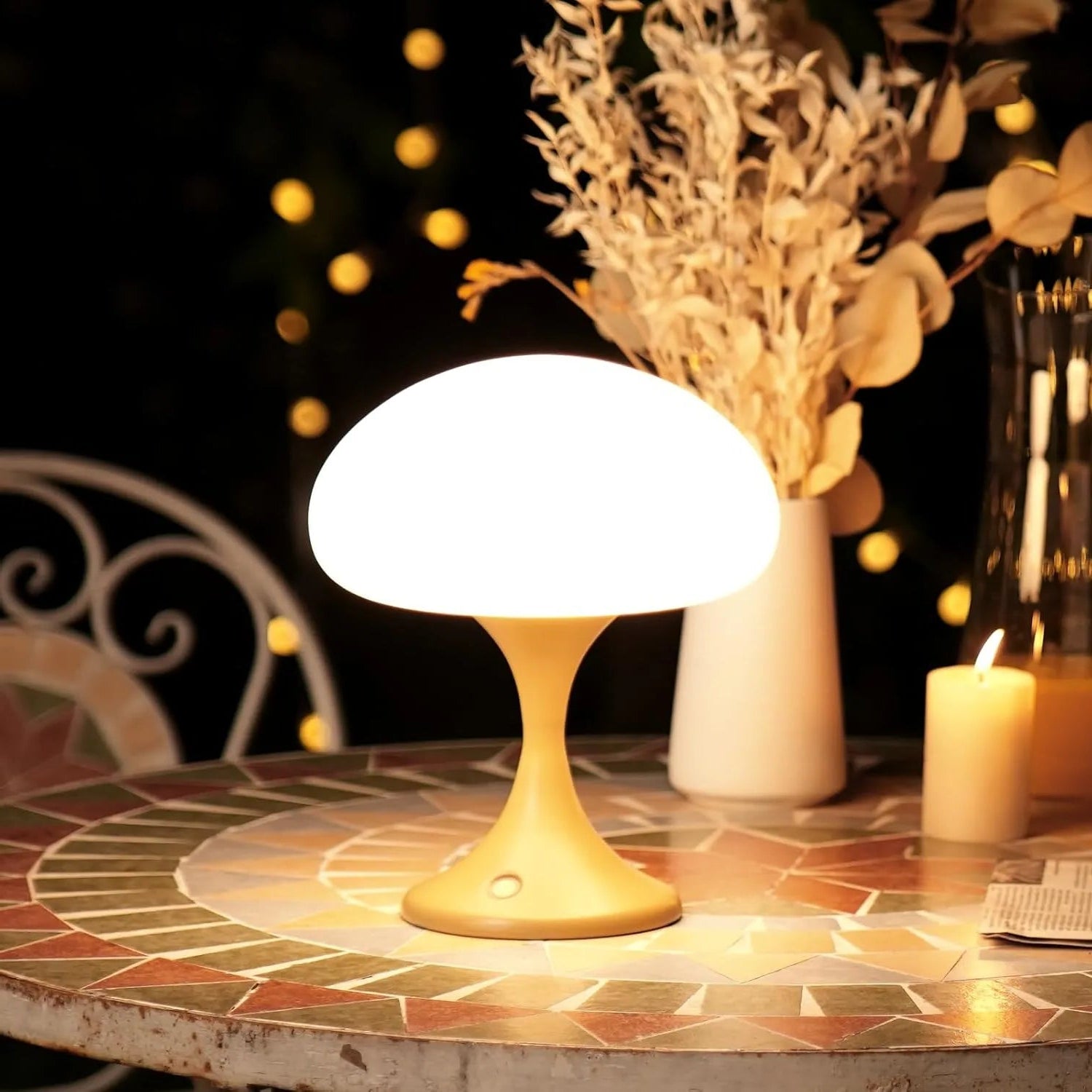 Lampada Fungo Decorativa – Atmosfera Calda e di Tendenza 