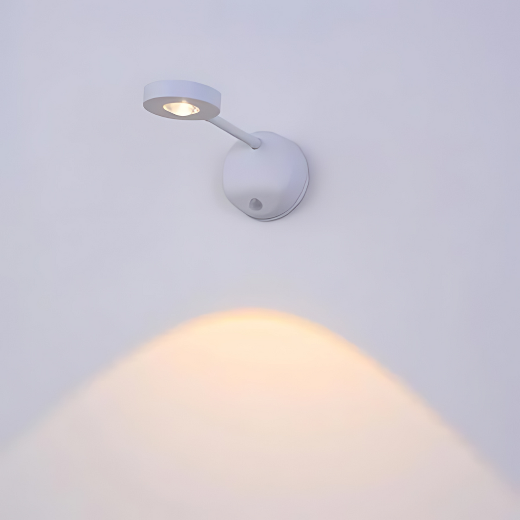 Lampa de perete practică – senzor de mișcare și încărcare USB 