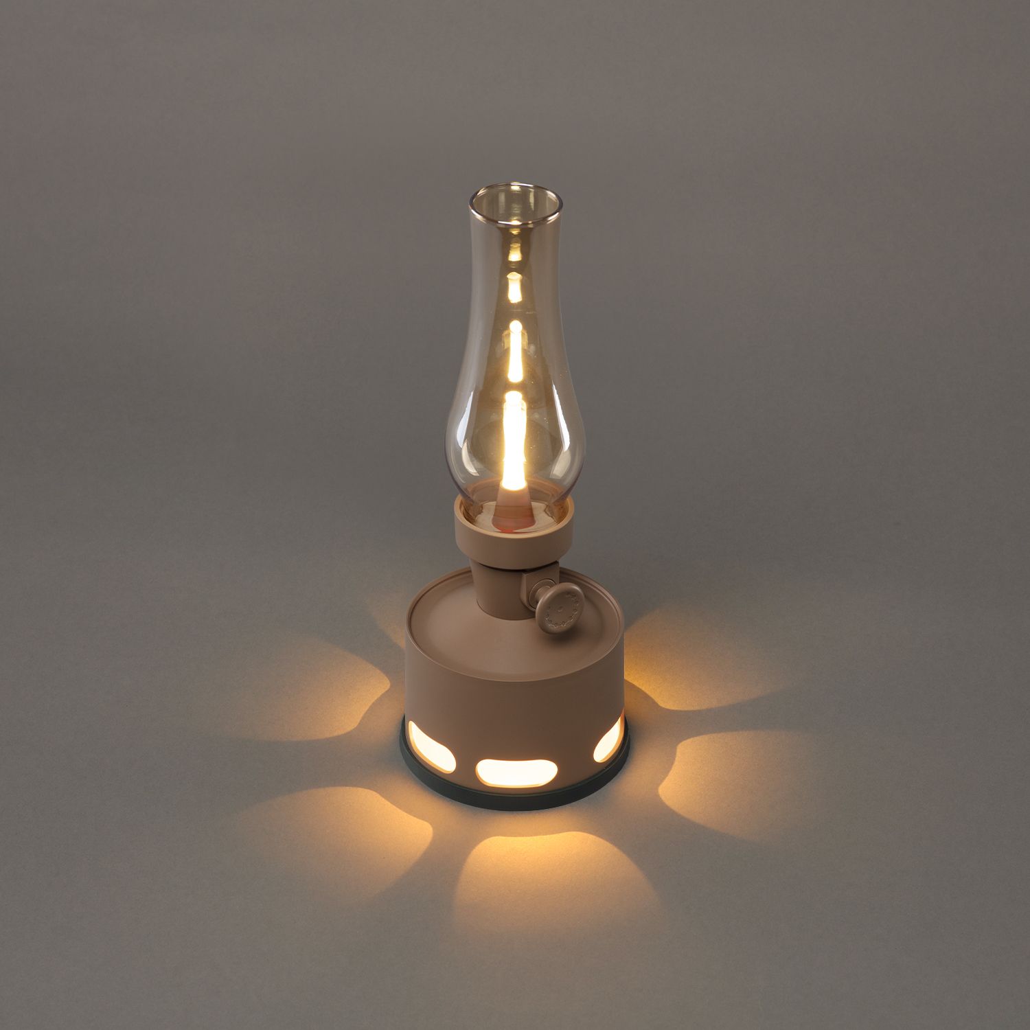 Retro LED-lanterne – Elegant dekorativ belysning 
