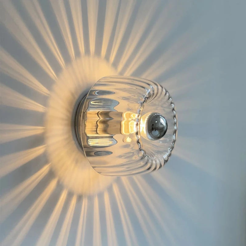 Iluminação de Parede Refinada – Jogo de Transparência e Luz 