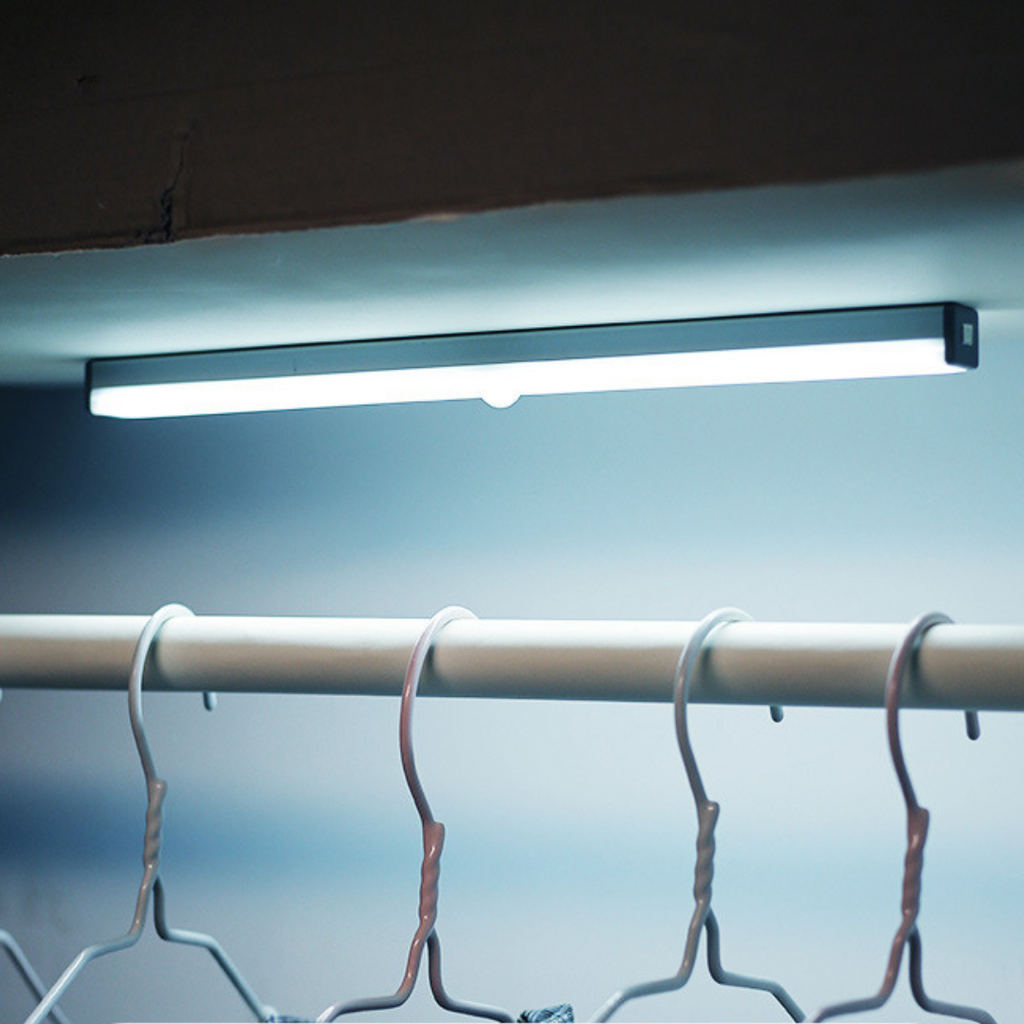 Barra Luminoso — Iluminación Inteligente Con Detector De Movimiento 