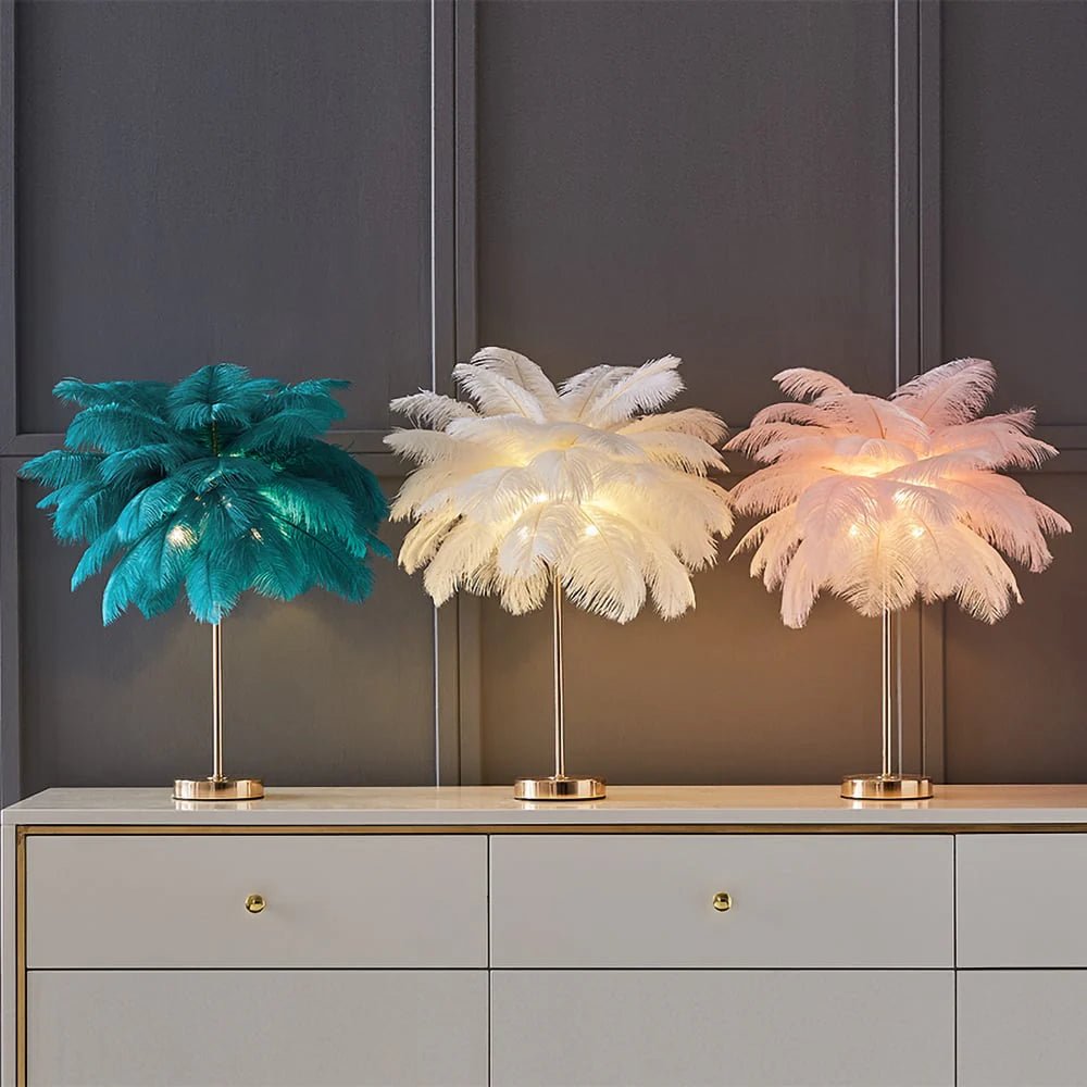 Lámpara de Mesa con Plumas Doradas Art Deco – Decoración Lujosa y Original 